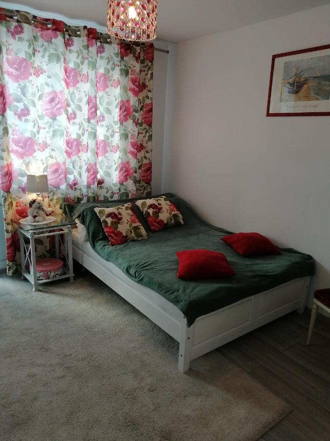 Apartament Rodzinny 1 Pietro Kołobrzeg Esterno foto
